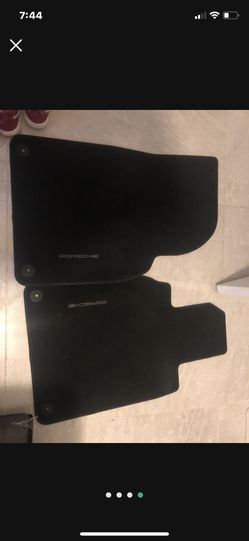 Porsche 911 front floor matts Was From a 2015 