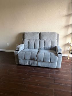 Recliner sofa