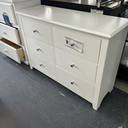 Dresser Mirror And Night Stands Set 