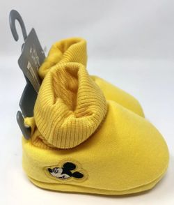 NWT Disney Mickey Mouse Slip On Sock  flat shoes Yellow Baby Shoes 0-6 Months