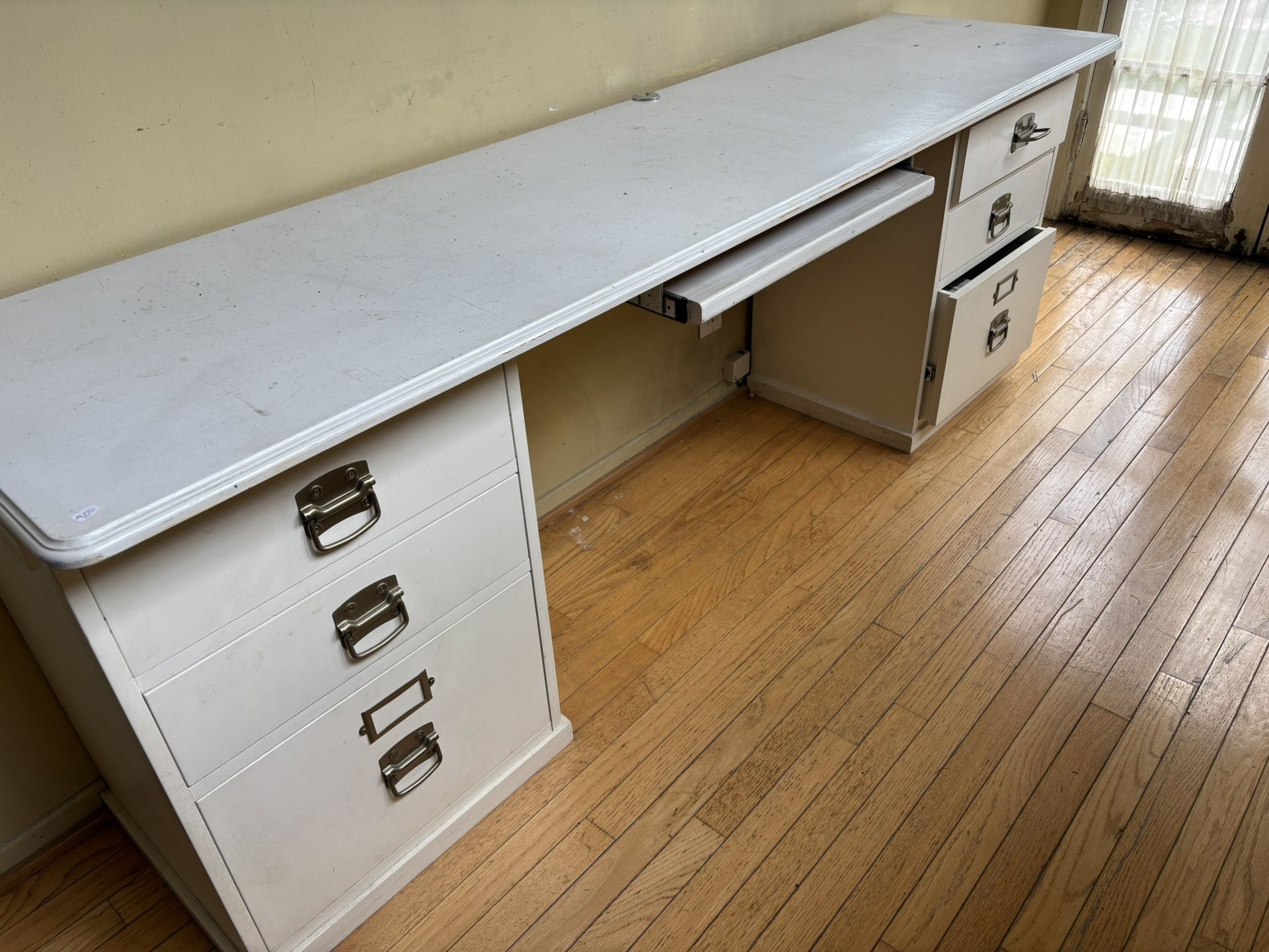 White Desk with Filing Cabinet / Drawers