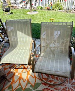 2 Patio Swivel Rocking chairs