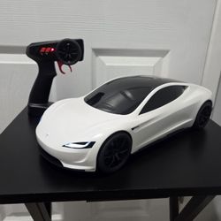 Hot Wheels Tesla Roadster RC - 1:10 Scale (White)