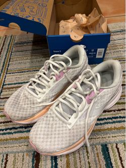 Brooks Trace 3, women’s 9