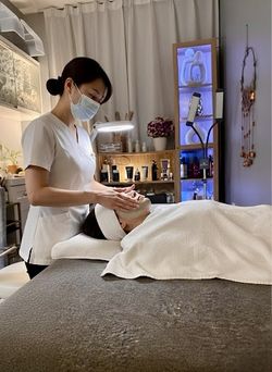 Professional Facials Treatment , blackhead Acne Treatment
