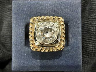 Tricolor Gold 14k (.585) 22.2 grams Size 5