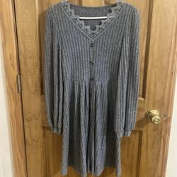 New women’s clothing grey dress size small