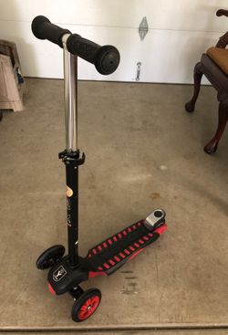 YBIKE GLX pro skateboard.