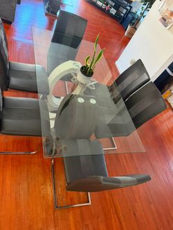 Glass Dining Table + 6 Black Faux Leather Chairs