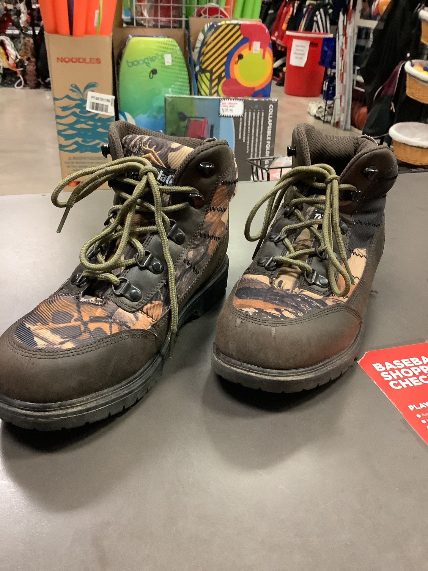 Deerstags Hunt Hiker Boots Youth Size 6 Felt On Soles SKU 2364327 for