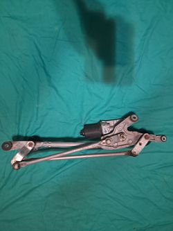 2016-2021 HONDA CIVIC FRONT W2016-2021 HONDA CIVIC FRONT WINDSHIELD WIPER MOTOR ASSEMBLY OEM2016-2021 HONDA CIVIC FRONT WINDSHIELD WIPER MOTOR ASSEMBL