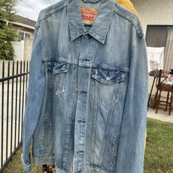 Vintage Levi’s jean Jacket