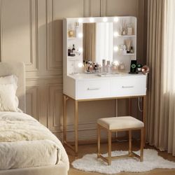 Vanity Desk With Chair