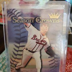 Greg Maddux 1999 Fleer Ultra Season Crown Baseball Card 