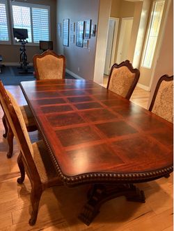 Formal dining set with 6 chairs