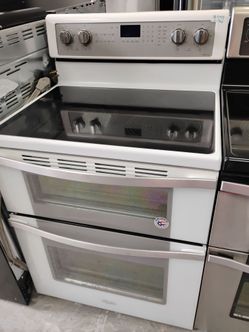 White electric glass top stove with warranty Delivery Available fee depends on address 🛣️🏠🚛