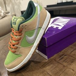 Nike SB Dunk Low Escargot Sizes 11M 