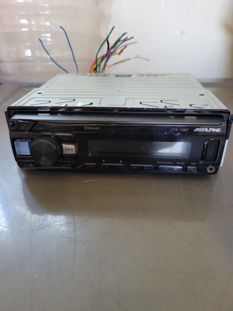 Alpine Stereo