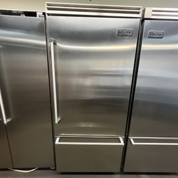 Viking 36”Wide Built In Bottom Freezer Refrigerator 5Series 
