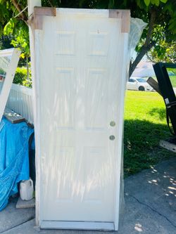 Brand New Exterior Fiberglass Door With PVC Fire Rated Frame 32x80 30x80