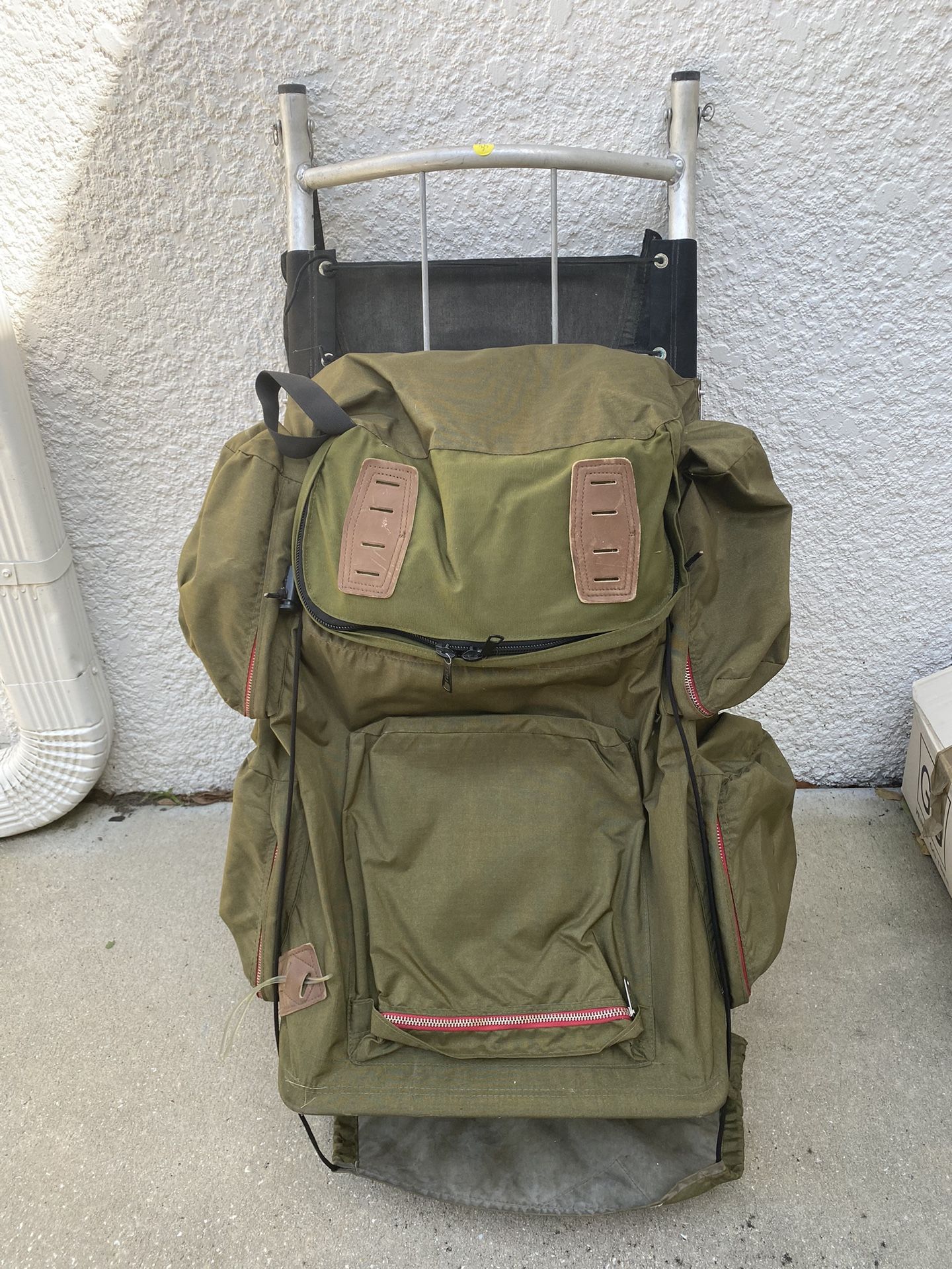 Kelly External Frame Backpack