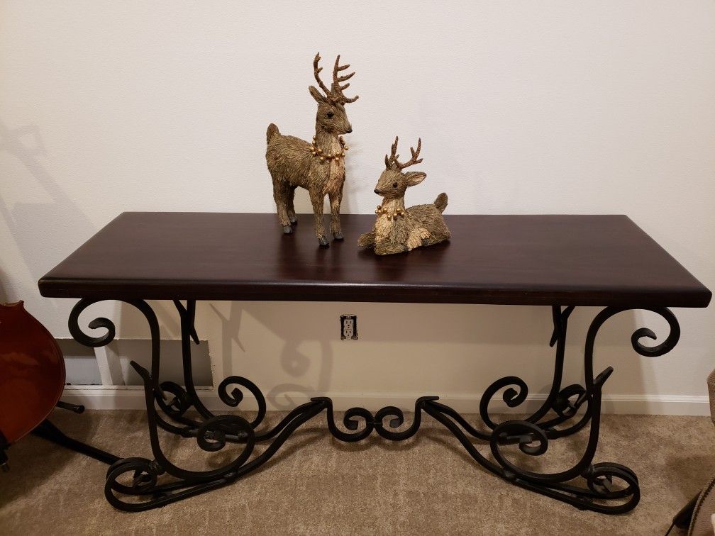 Pier 1 Quentin Console Wrought Iron Table