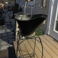 Plant Holder & Bucket