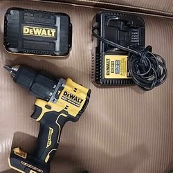Brand New Drill And Charger And Battery With Drill Bit Sets