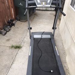 Treadmill 