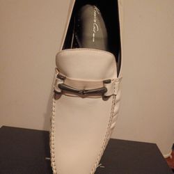 Kenneth Cole White Inner Circle LE Size 12