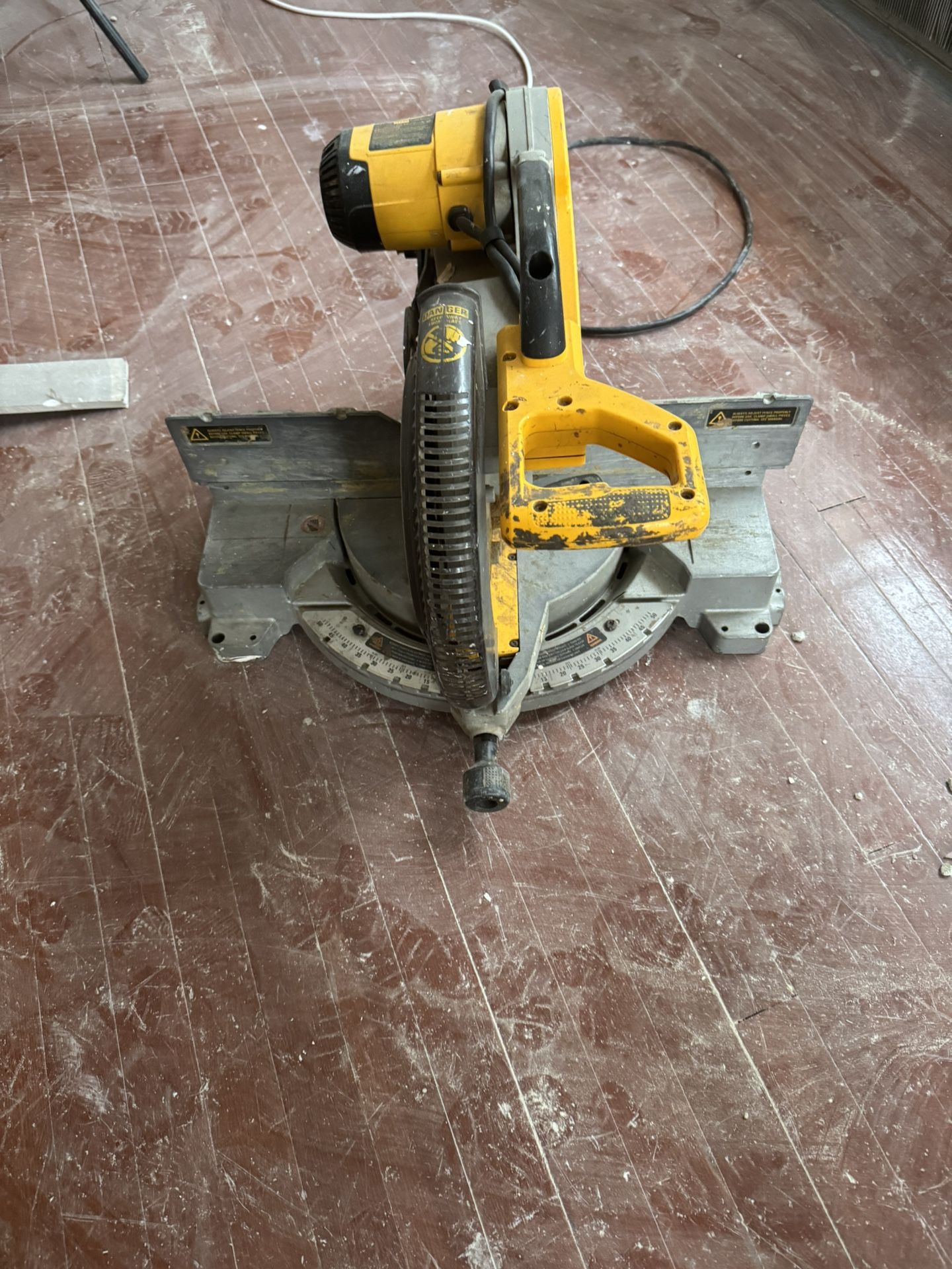 12” Saw Work But Noisy ,