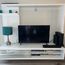 TV STAND 