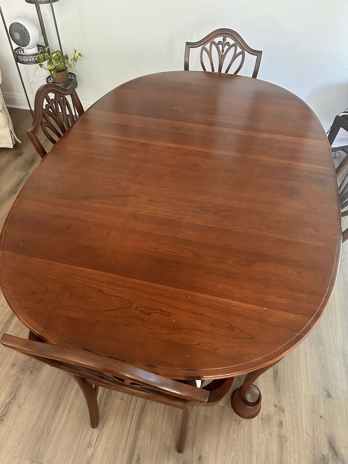 Dining Table & Chairs For 8