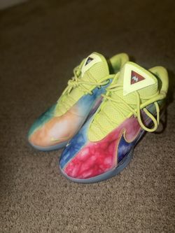 Lebron 22 ( Monopoly Tie Dye)