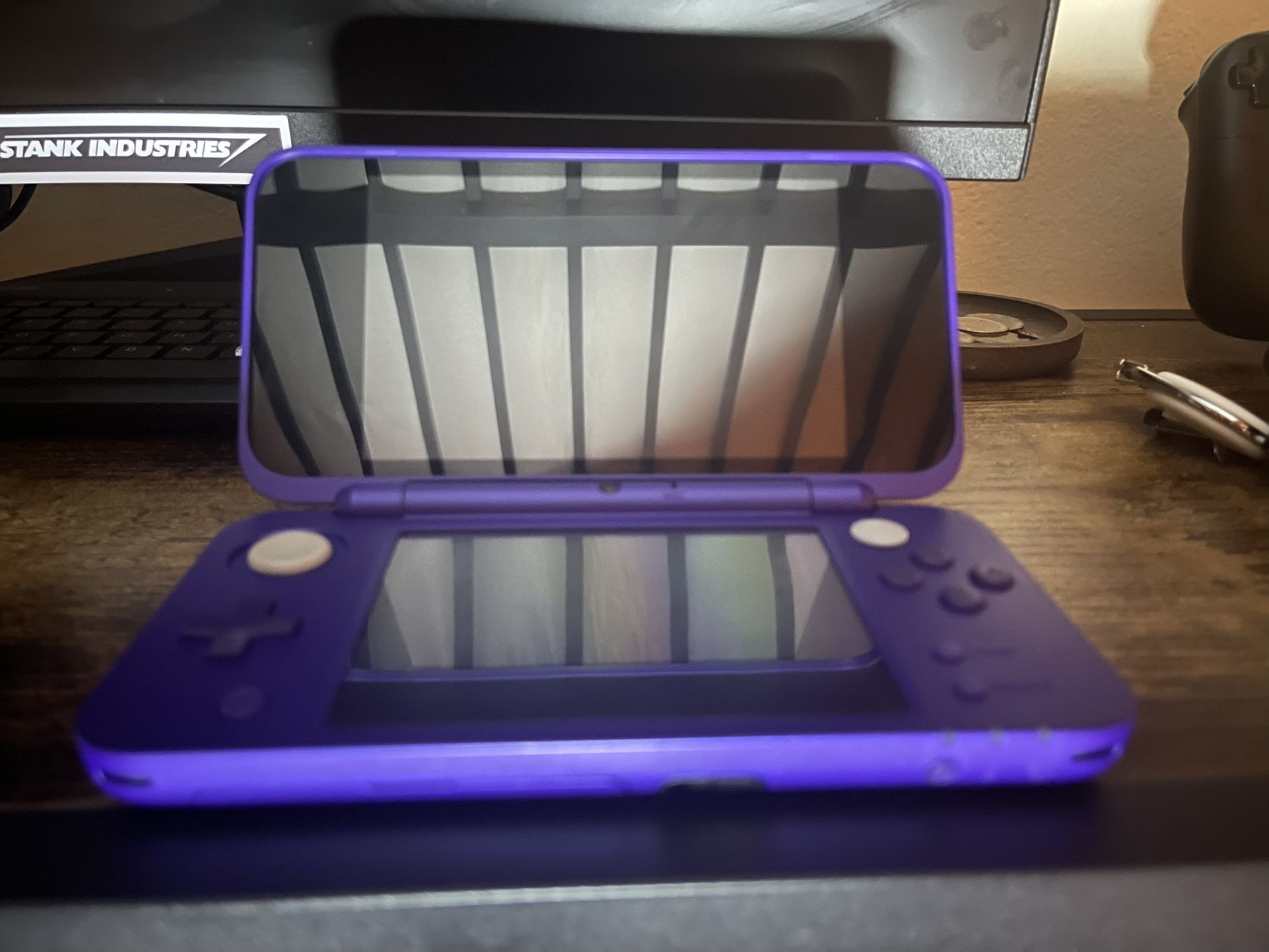 Nintendo 2ds Xl Purple/Silver With Charger Plus Case