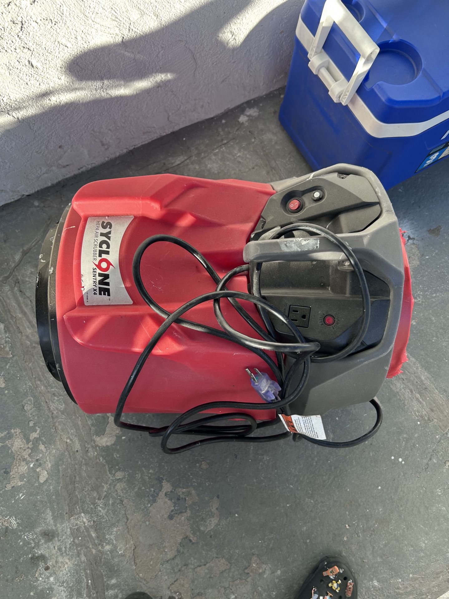 Syclone Hepa air scrubber