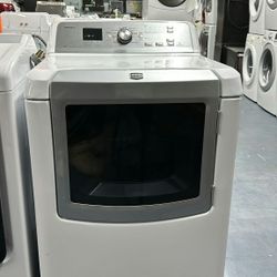 Maytag Low sound Electric Dryer FIRST COME
