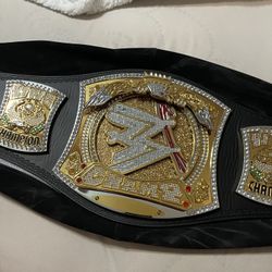 WWE SPINNER TITLE BELT ADULT SIZE