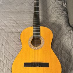 Estrella BC180 Classical Guitar