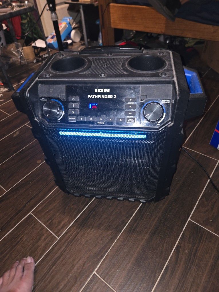 The Ion Audio Pathfinder 320