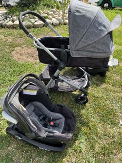 Evenflo Pivot Travel System