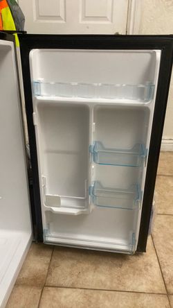 Avanti mini fridge
