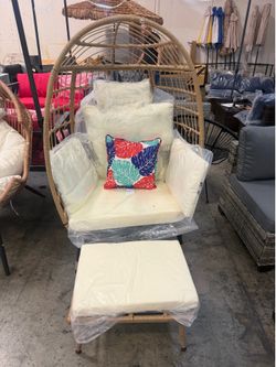 New assembled egg chair with foot rest ottoman beige (small detail)