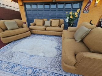 Beautiful living room set totally Deep Clean like new furniture couch and sofa Ottoman with storage Chair Pillow Luxurious Design
