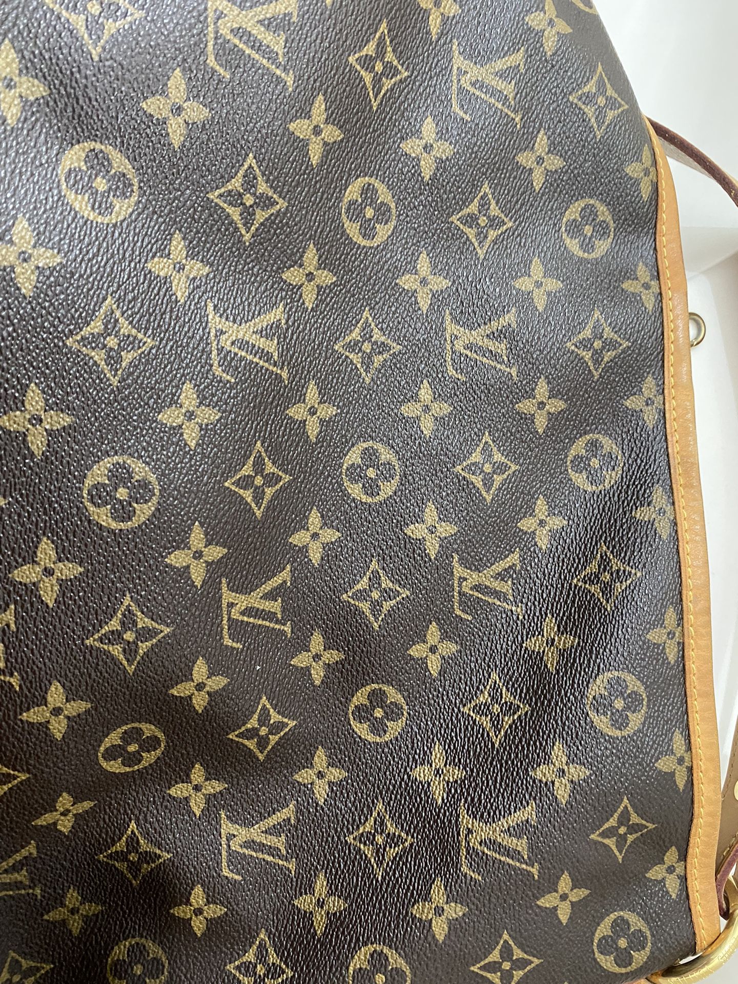Lv Certified Delightful MM