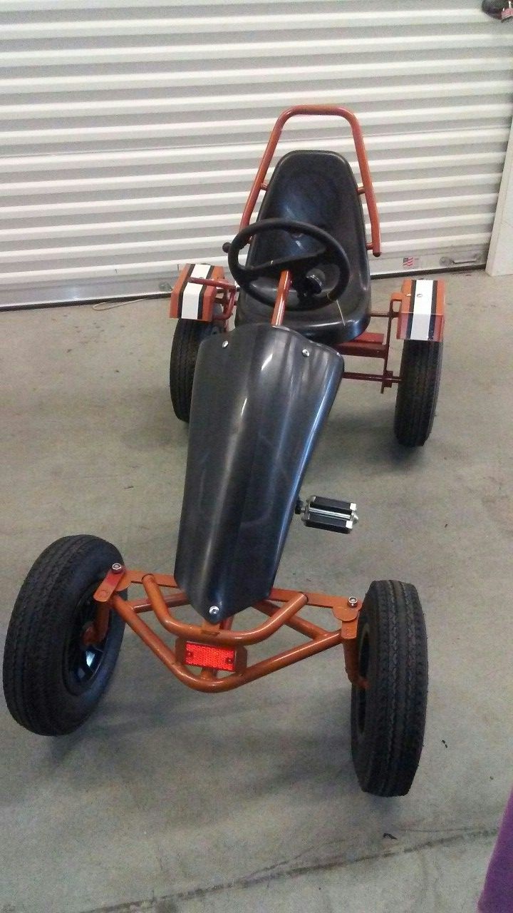 Red Shed Heavy Duty Pedal Go-kart