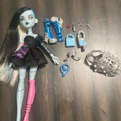 G3 FRANKIE  Monster High Doll