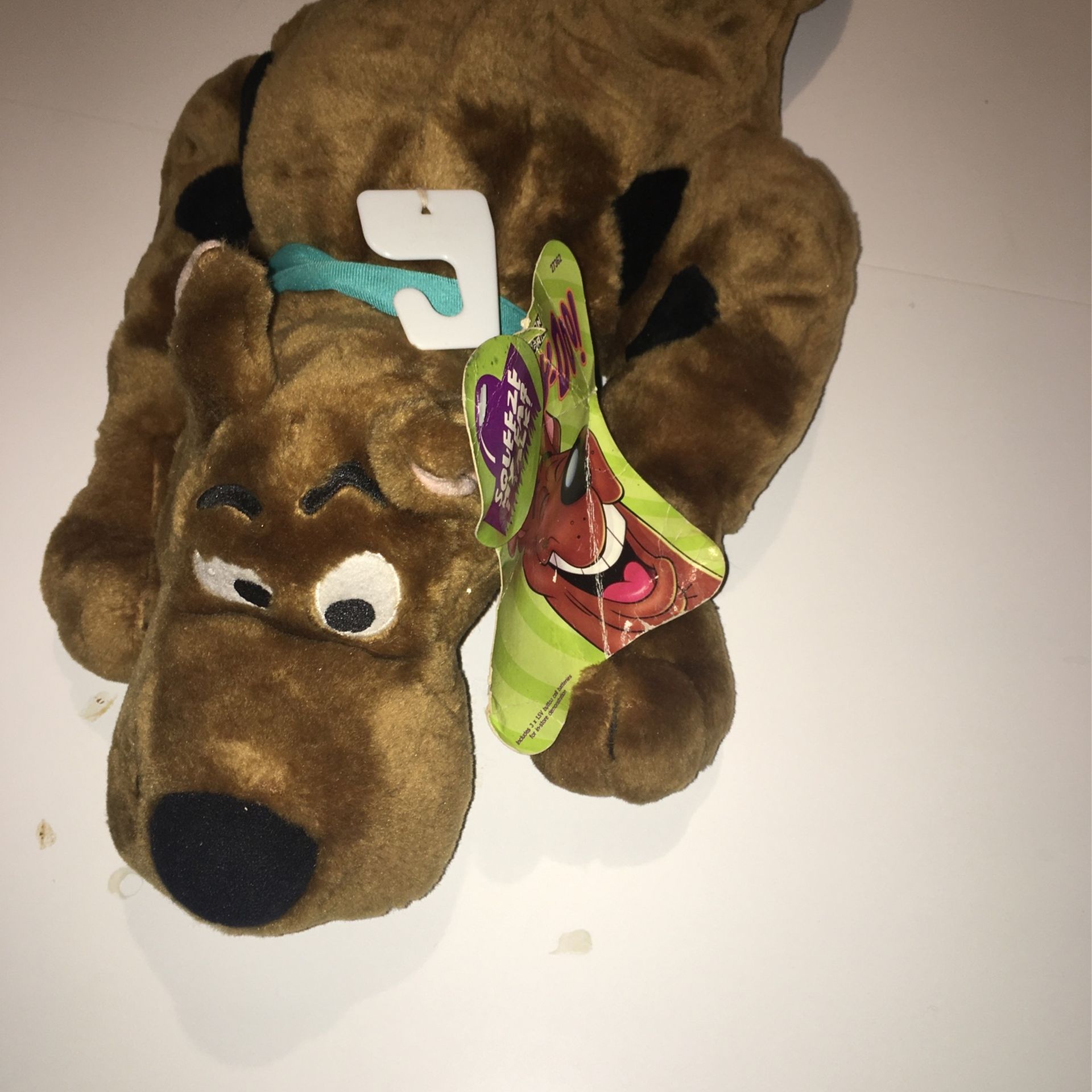 Talking Hug Me Scooby Doo(nwt)