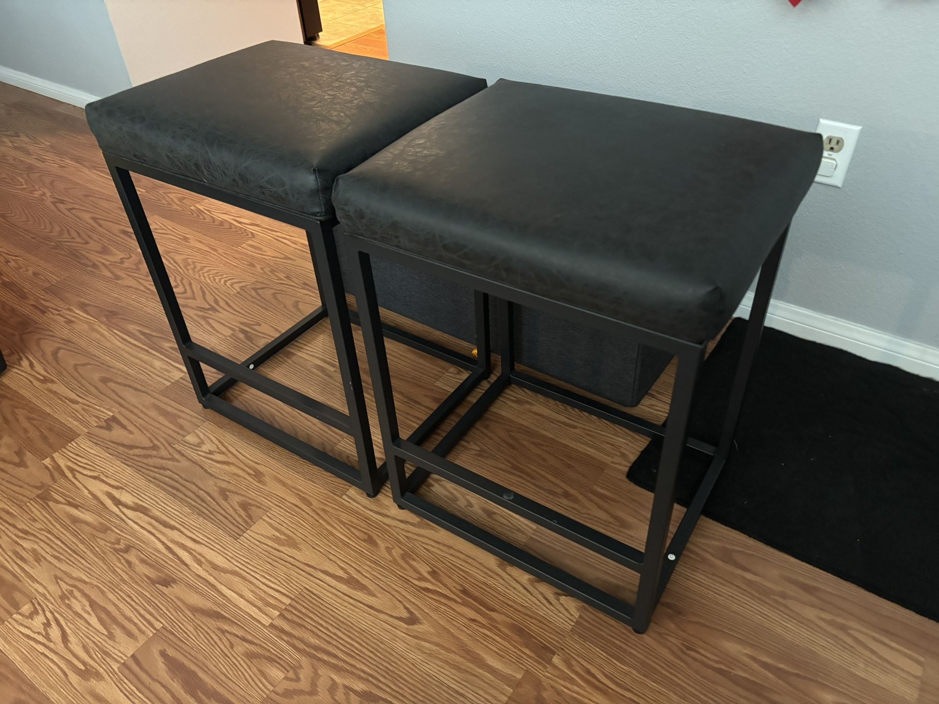 Black Modern Bar Stools. Kitchen, Dining, Chairs, Barstools