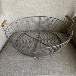 Large Wire Basket